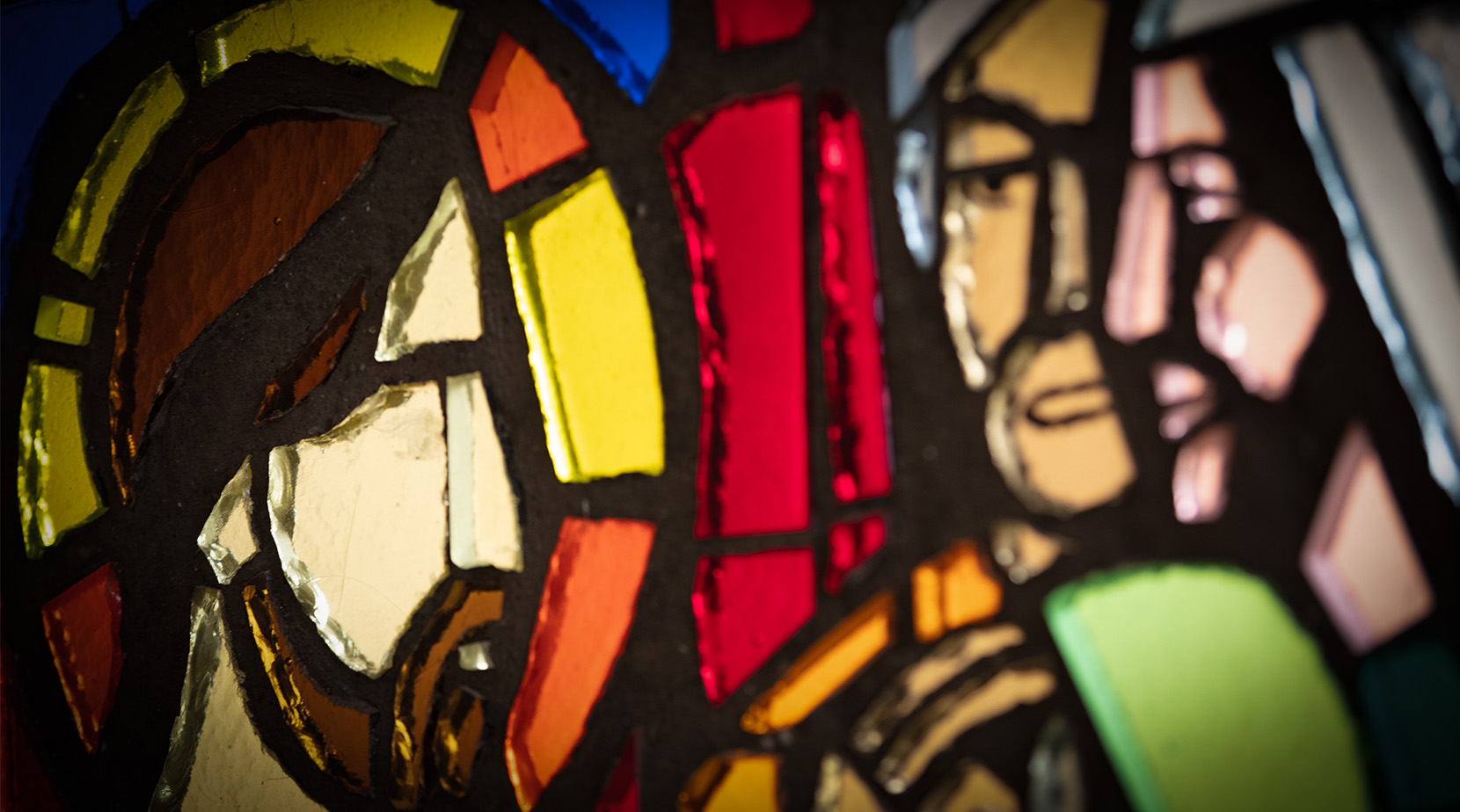 0428-26_StainedGlass-Chapel_PressRelease_FeaturedArticle_1660x924.jpg