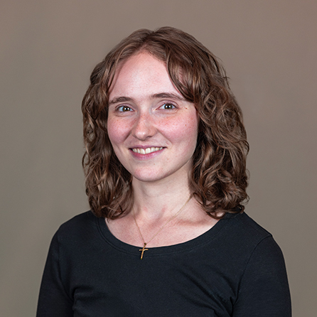grabenhofer_claudia-446x446.jpg